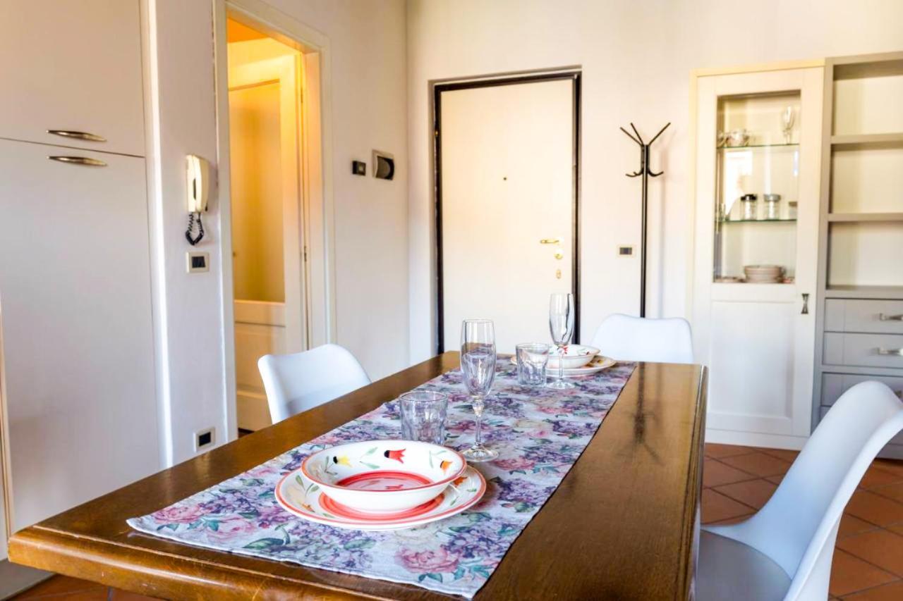 Casa Marilyn Διαμέρισμα Ντεζεντσάνο ντελ Γκάρντα Εξωτερικό φωτογραφία